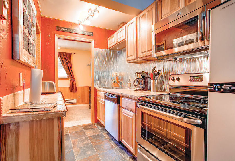 酒店 Park Meadows Lodge