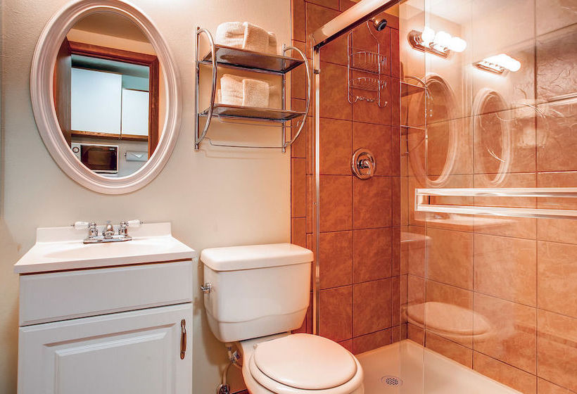 בית מלון כפרי Park Meadows Lodge