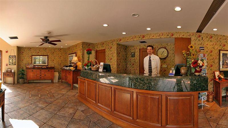 فندق Brisas Del Mar Inn At The Beach