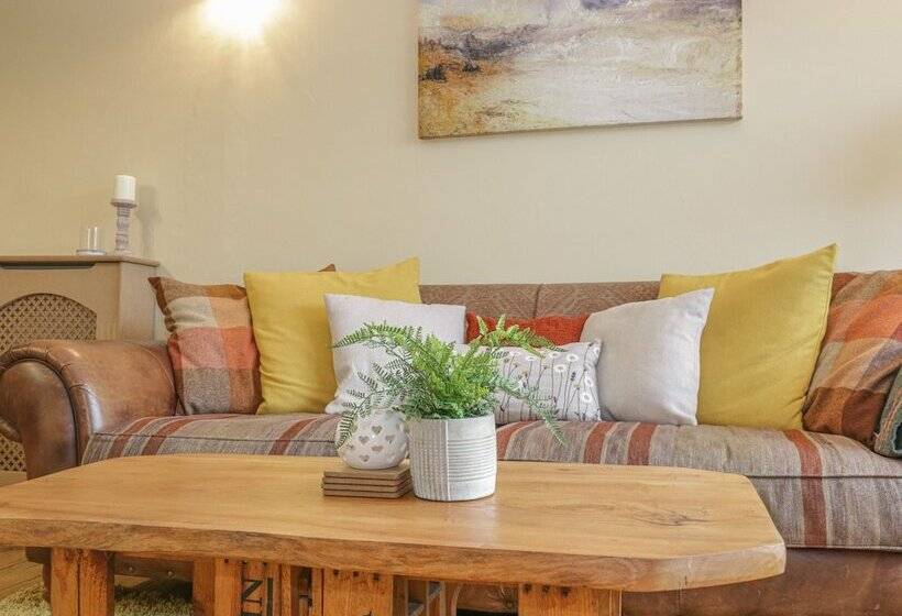 فندق Castle Apartment