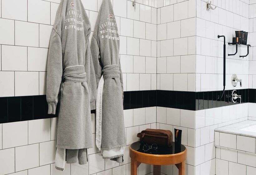 هتل Chicago Athletic Association, Part Of Hyatt