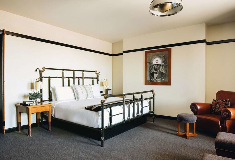 هتل Chicago Athletic Association, Part Of Hyatt