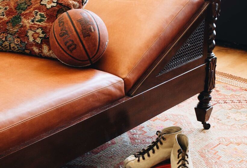 هتل Chicago Athletic Association, Part Of Hyatt