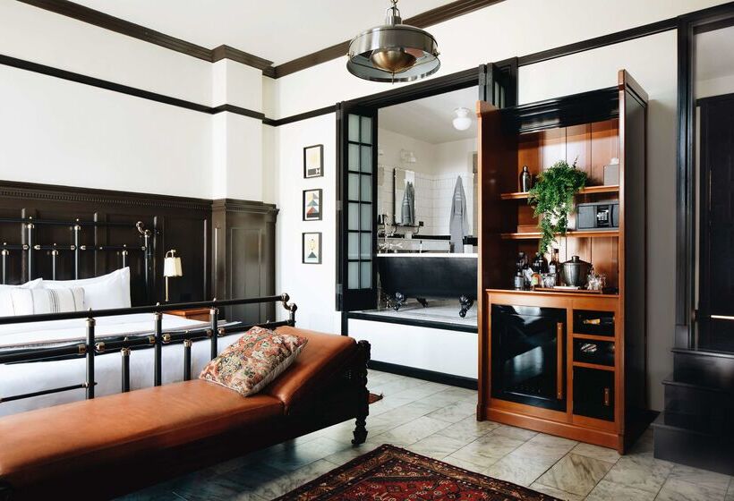 هتل Chicago Athletic Association, Part Of Hyatt