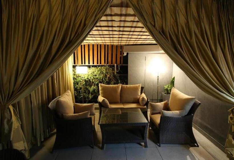 فندق City Heart Premium