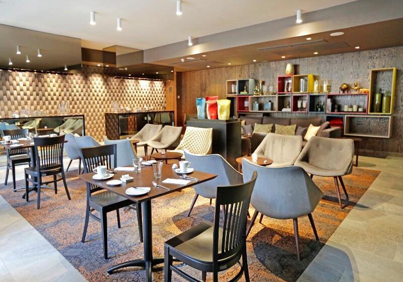 فندق Cumbres Lastarria