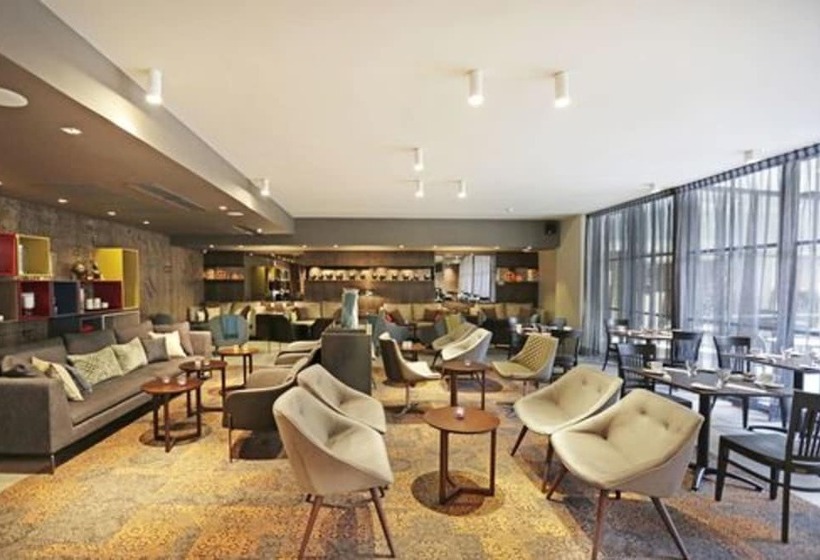 فندق Cumbres Lastarria