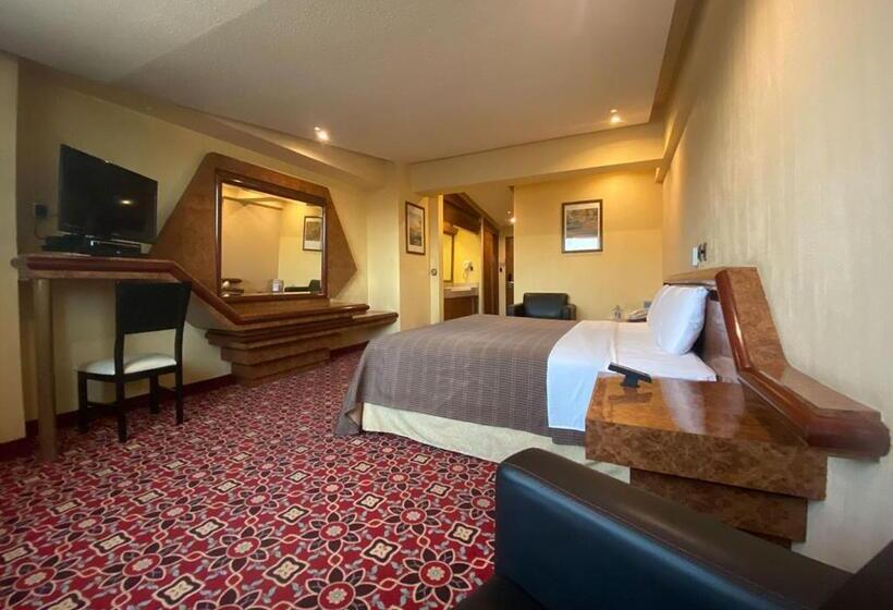 Отель Escala Central Del Norte