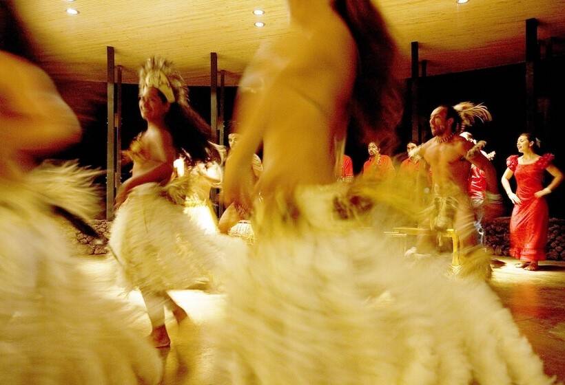 בית מלון כפרי Explora En Rapa Nui   All Inclusive