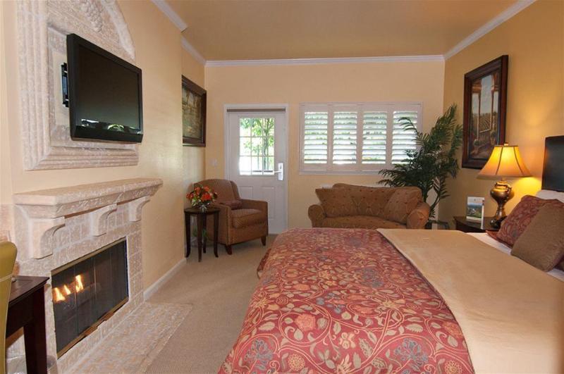 호텔 Geyserville Inn