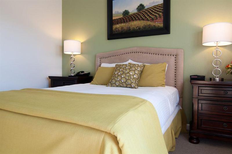 호텔 Geyserville Inn