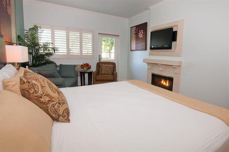 호텔 Geyserville Inn