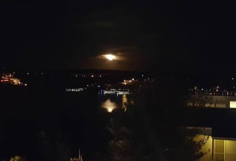 فندق Hawk's Nest Lodge