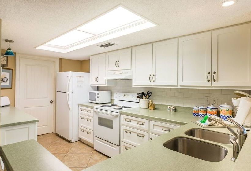 فندق Hodnett Cooper's North Breakers Condos