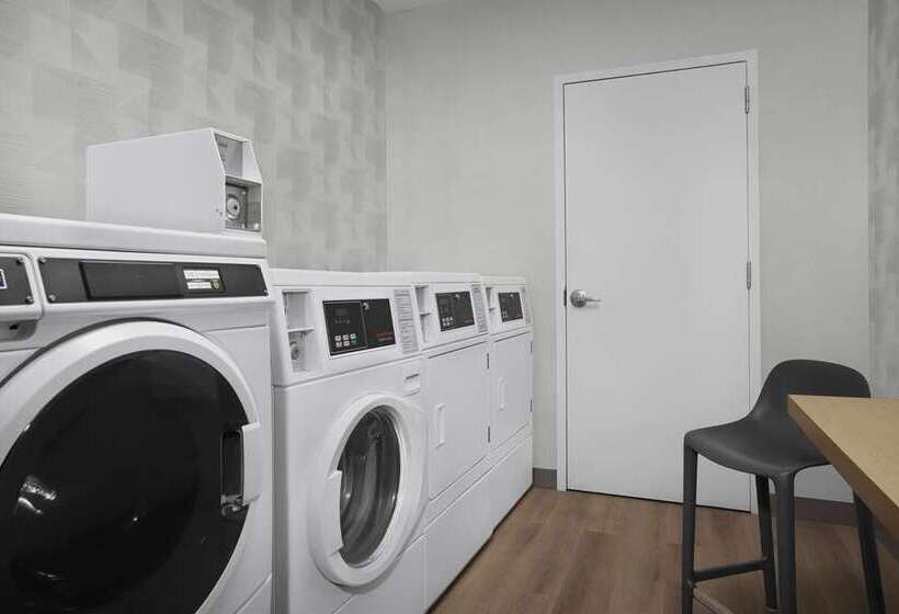 فندق Home2 Suites By Hilton Clarksville/ft. Campbell