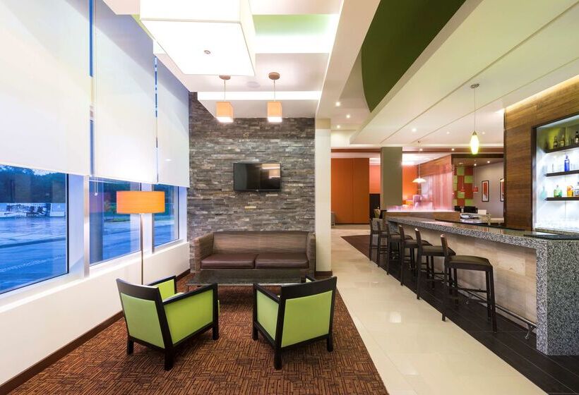 בית מלון כפרי Courtyard By Marriott Ciudad Del Carmen Campeche