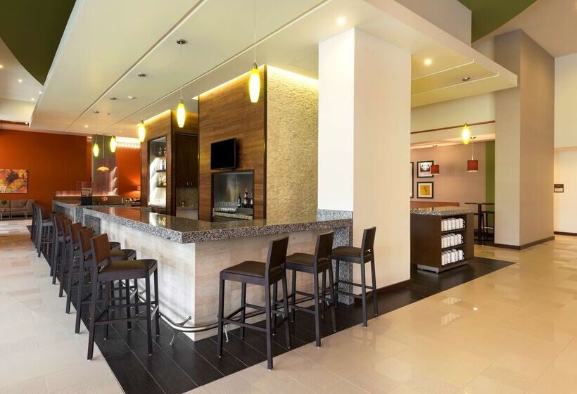 בית מלון כפרי Courtyard By Marriott Ciudad Del Carmen Campeche