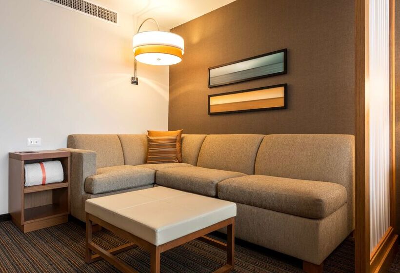 בית מלון כפרי Courtyard By Marriott Ciudad Del Carmen Campeche