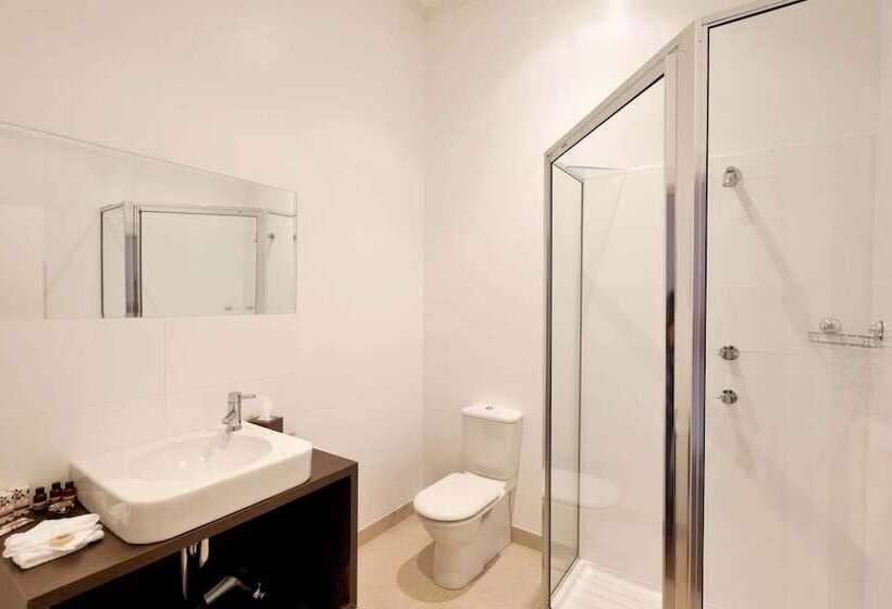 בית מלון כפרי Ikon