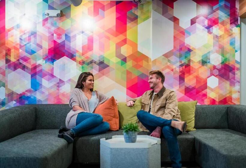 בית מלון כפרי Inn At Seaside