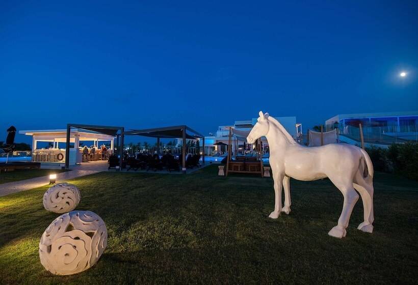 בית מלון כפרי Insula Alba Resort & Spa