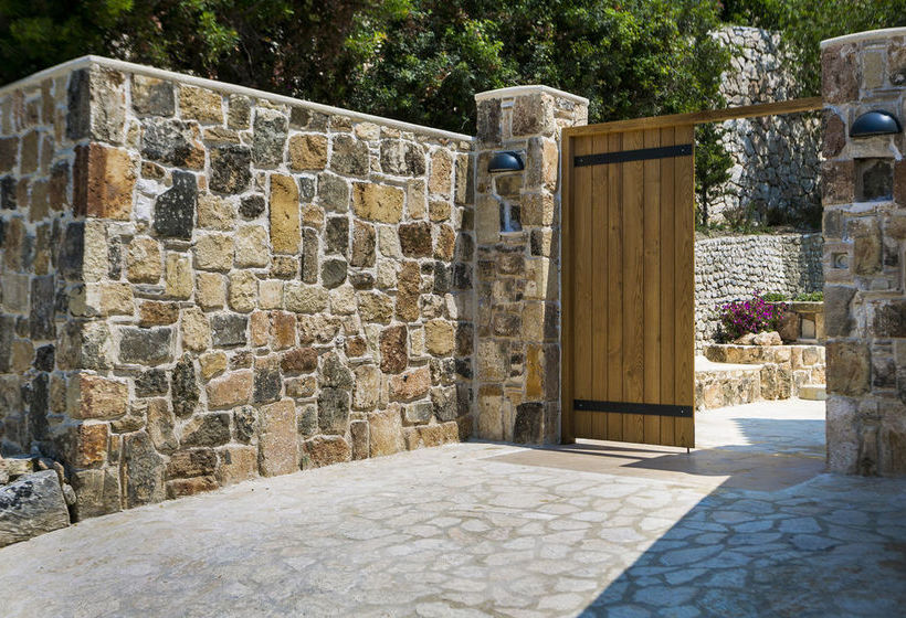 Отель Ionian Sun