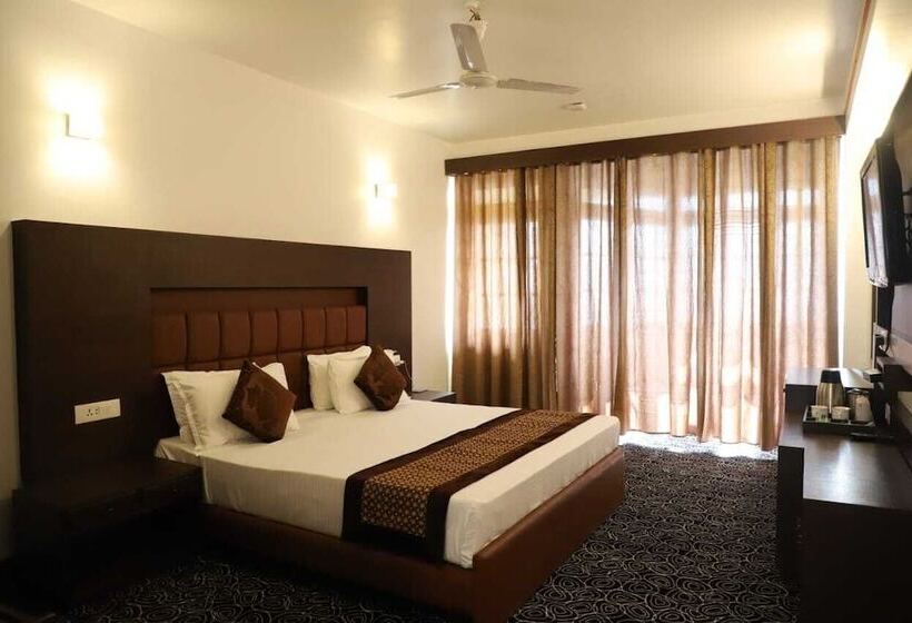 ホテル Jewel Himalayan Heights