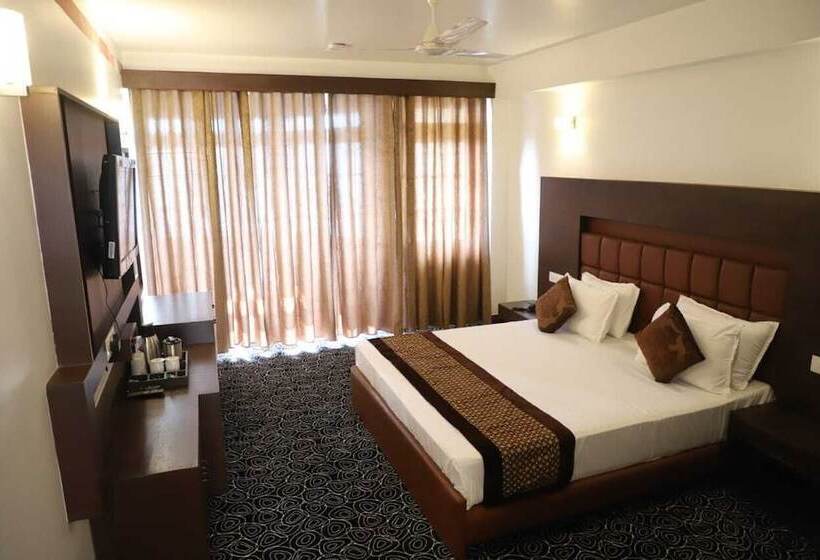 ホテル Jewel Himalayan Heights