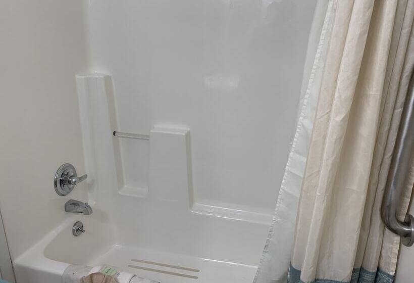 ホテル Laurel Inn