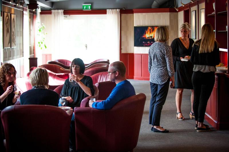 酒店 Lumber & Karle