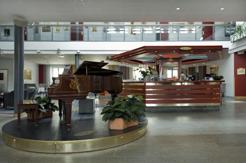 酒店 Lumber & Karle