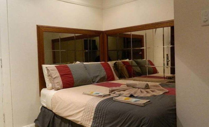 בית מלון כפרי Manly Lodge Boutique