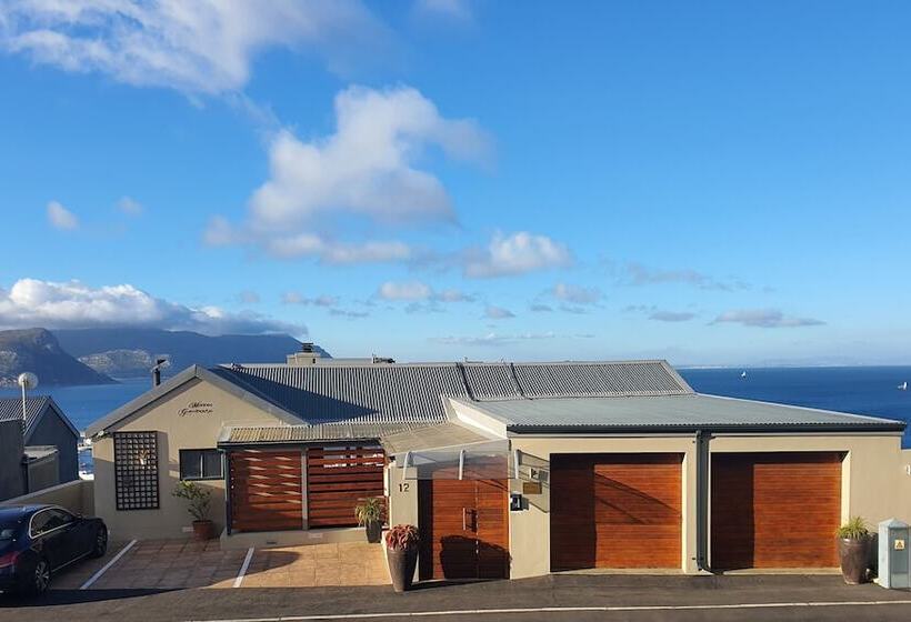 فندق Mariner Guesthouse & Villa