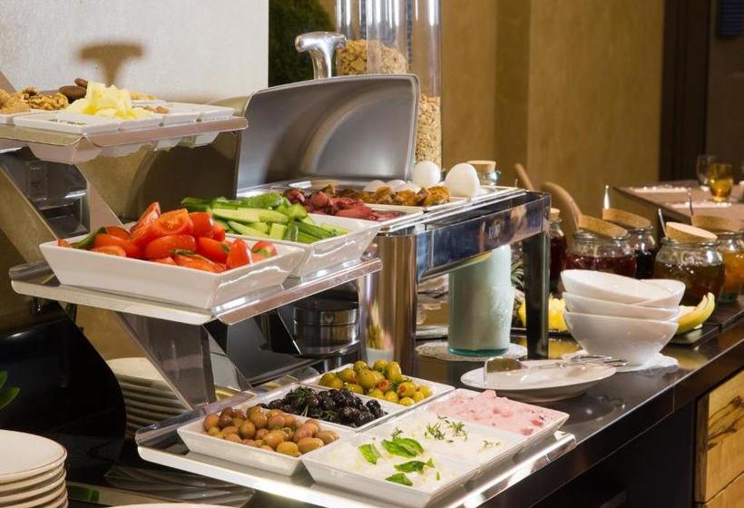 هتل Maroon Bosphorus