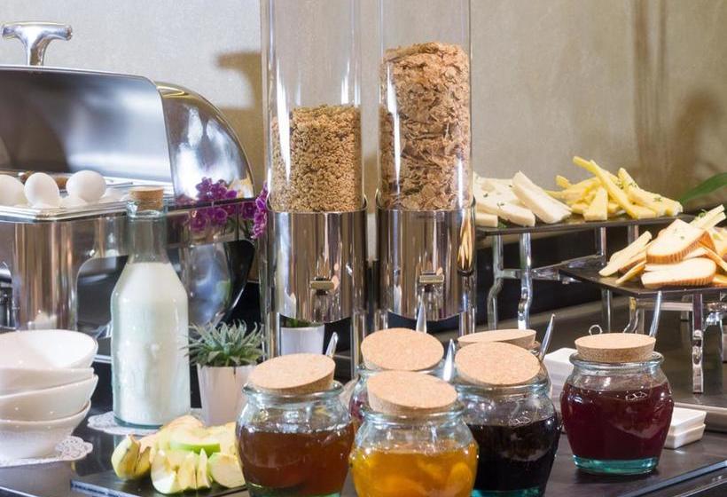 هتل Maroon Bosphorus