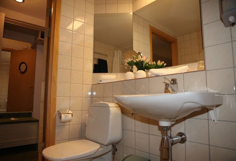 ホテル Molndals Bro