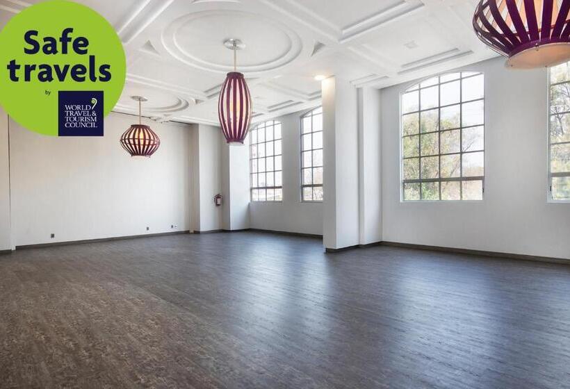 Отель Mx Congreso