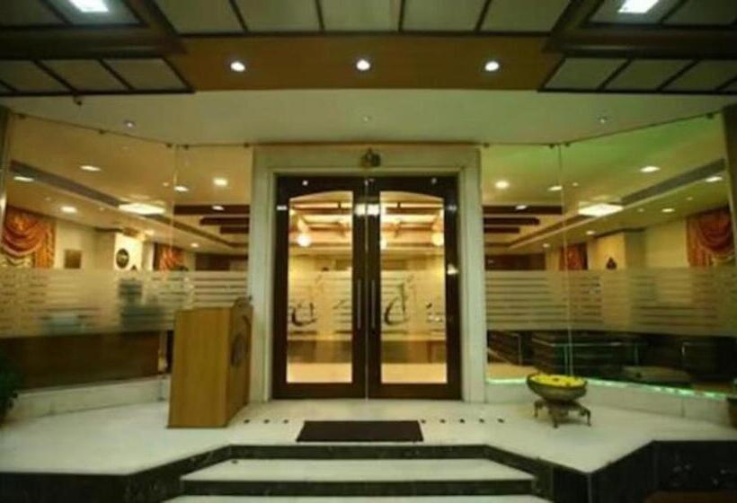 Fabhotel Prime Chennai Deluxe