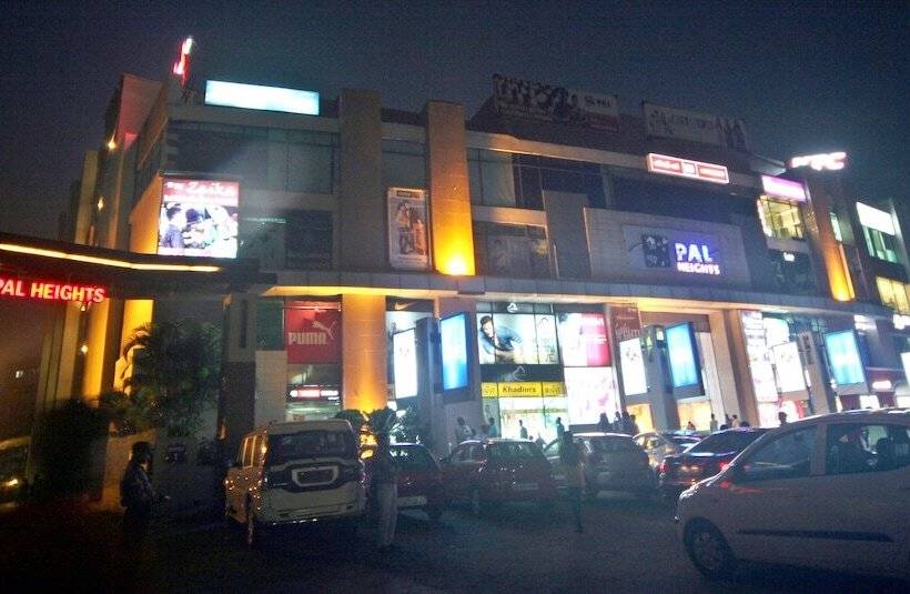 فندق Pal Heights