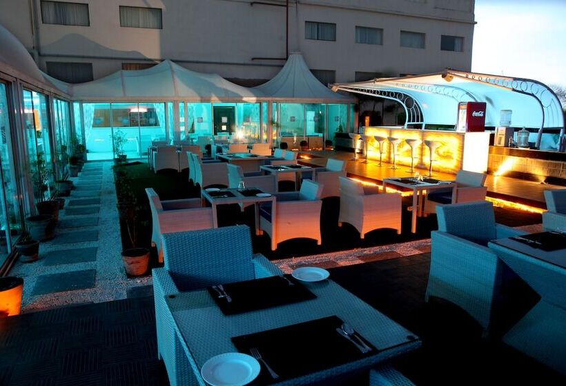 فندق Pal Heights