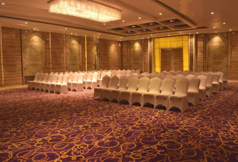 فندق Pal Heights