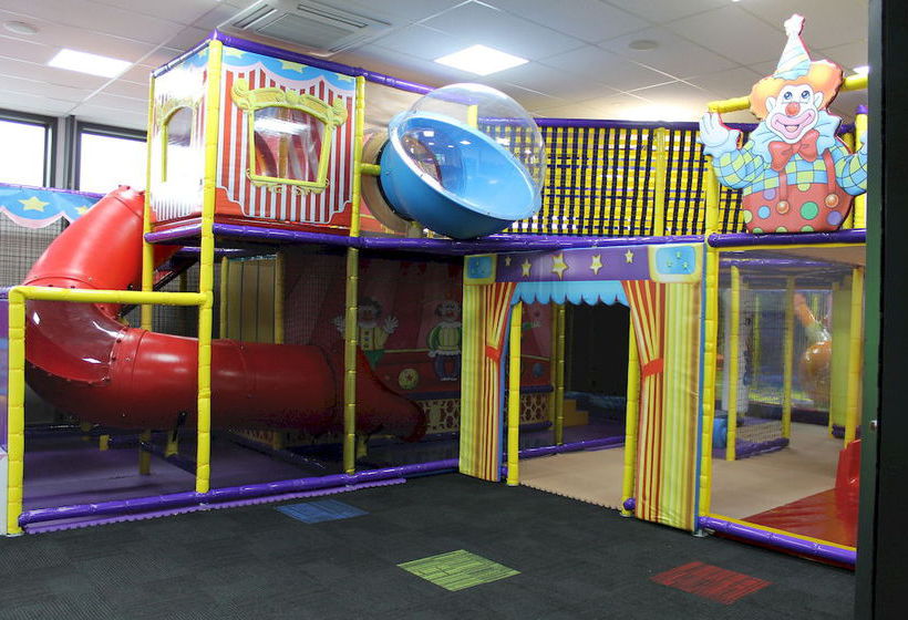 فندق Big4 Traralgon Park Lane Holiday Park