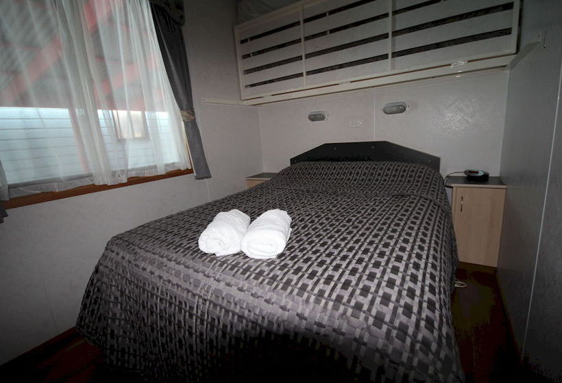 فندق Big4 Traralgon Park Lane Holiday Park