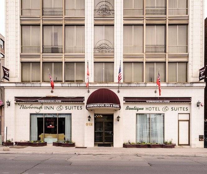 فندق Peterborough Inn & Suites