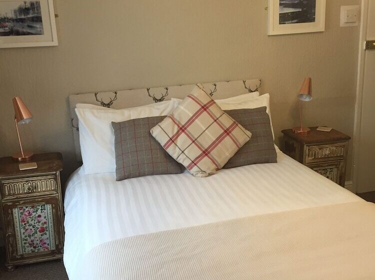 בית מלון כפרי Phantele Bed And Breakfast