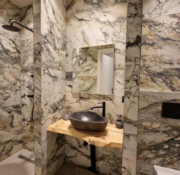 فندق Trees Boutique Art