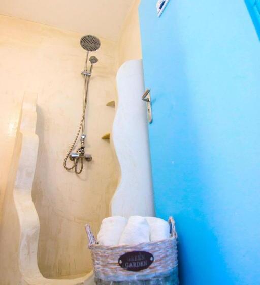 فندق Trees Boutique Art