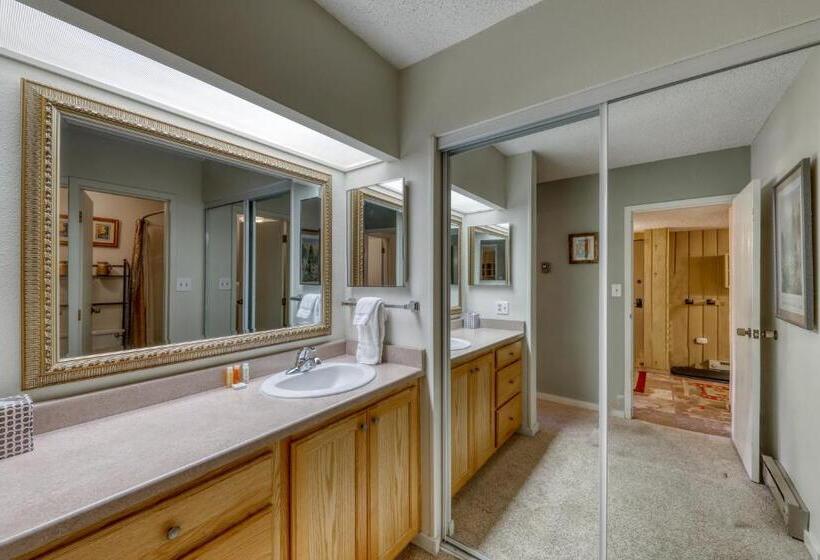 בית מלון כפרי Powderhorn Condo