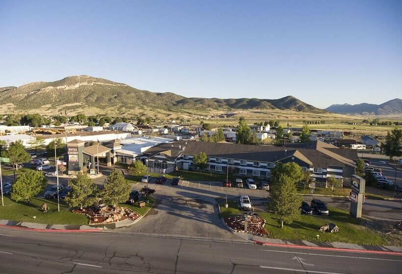 Prospector Hotel & Casino