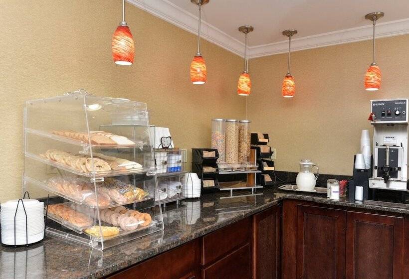 فندق Red Roof Inn Dalton